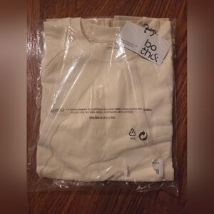 Both&Apparel THE FRANKLIN LONGSLEEVE COLOR: CREAM SIZE: SS